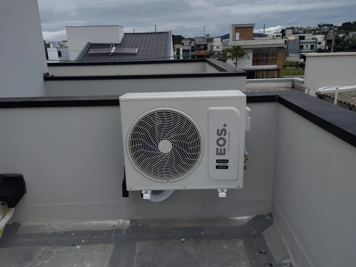 Serviço de climatização executado pela Rosa dos Ventos