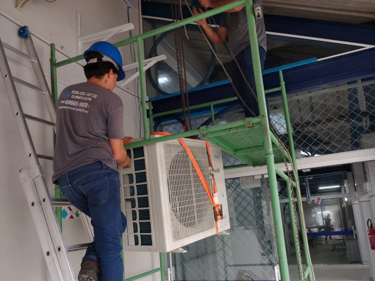 Serviço de climatização executado pela Rosa dos Ventos